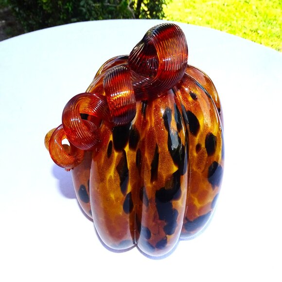 Art Glass Pumpkin Amber Orange Leopard Spot Ribbon Stem Shimmer 9 1/2" - Picture 3 of 4